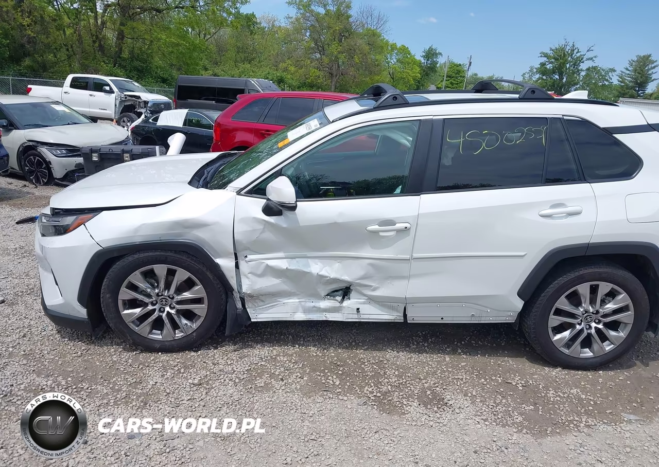 2025 Toyota Rav4 Xle Premium VIN:2T3A1RFV5SW552309 - 6
