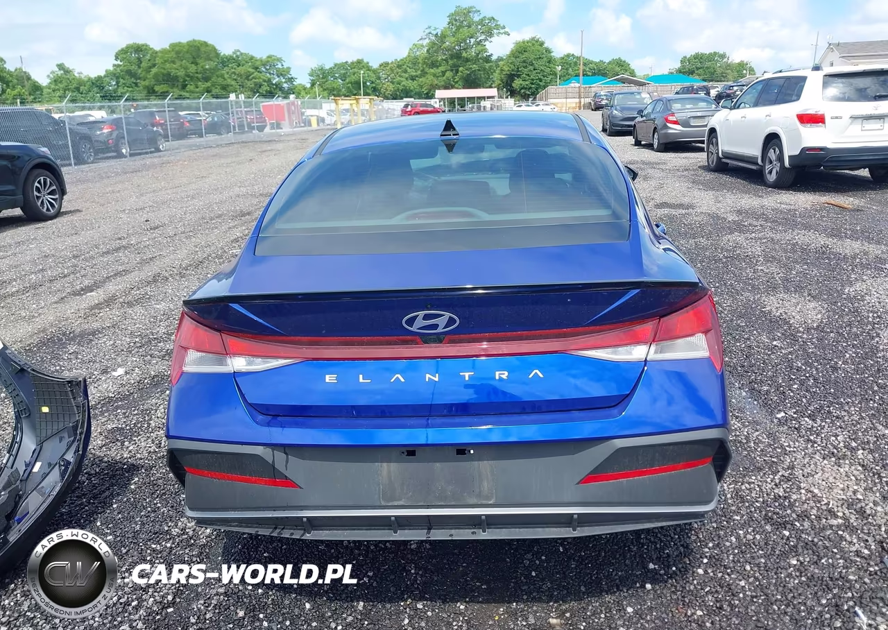 2026 Hyundai Elantra Sel Sport VIN:KMHLM4DG1TU102254 - 16