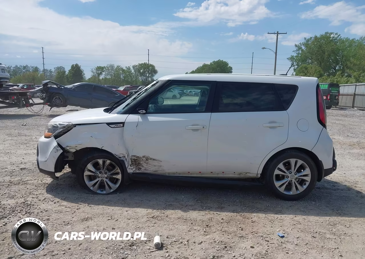 2015 Kia Soul + VIN:KNDJP3A54F7190087 - 14