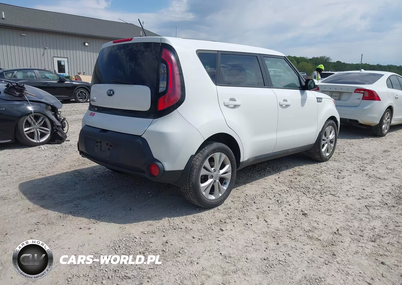 2015 Kia Soul + VIN:KNDJP3A54F7190087 - 4