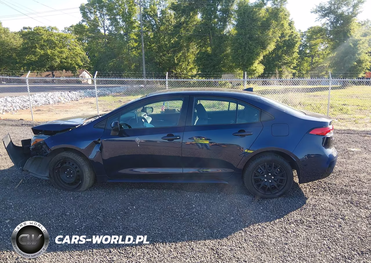 2020 Toyota Corolla Le VIN:5YFEPRAEXLP110581 - 13