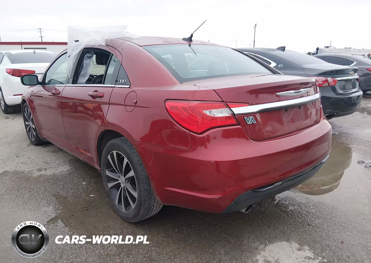 2014 Chrysler 200 Limited VIN:1C3CCBCG3EN125372 - 3
