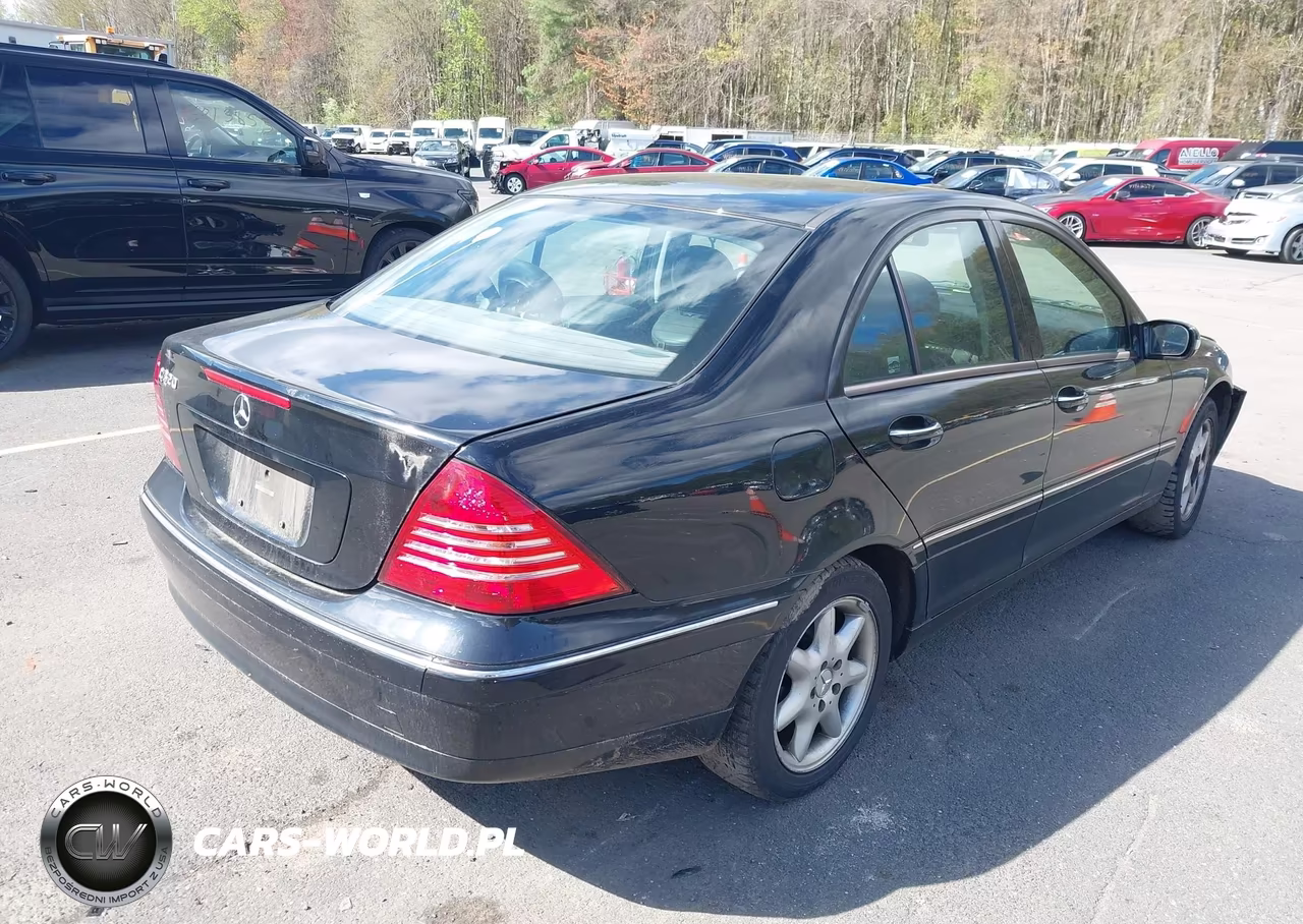 2003 Mercedes-Benz C 320 Sport VIN:WDBRF64J13F440482 - 4