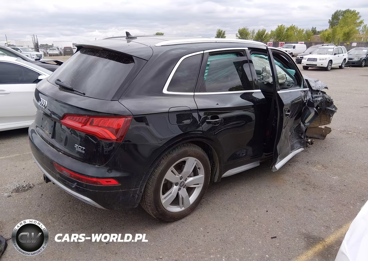 AUDI Q5 PREMIUM VIN:WA1BNAFY0K2140323 - 4