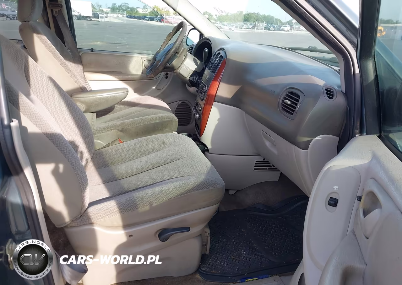 2005 Chrysler Town & Country Lx VIN:2C4GP44R85R309643 - 5