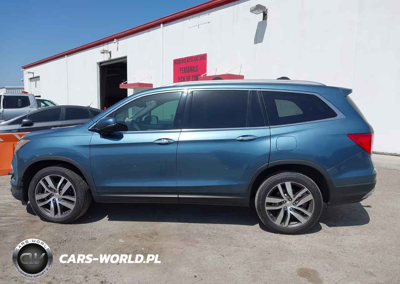 2016 Honda Pilot Elite VIN:5FNYF6H02GB040620 - 14