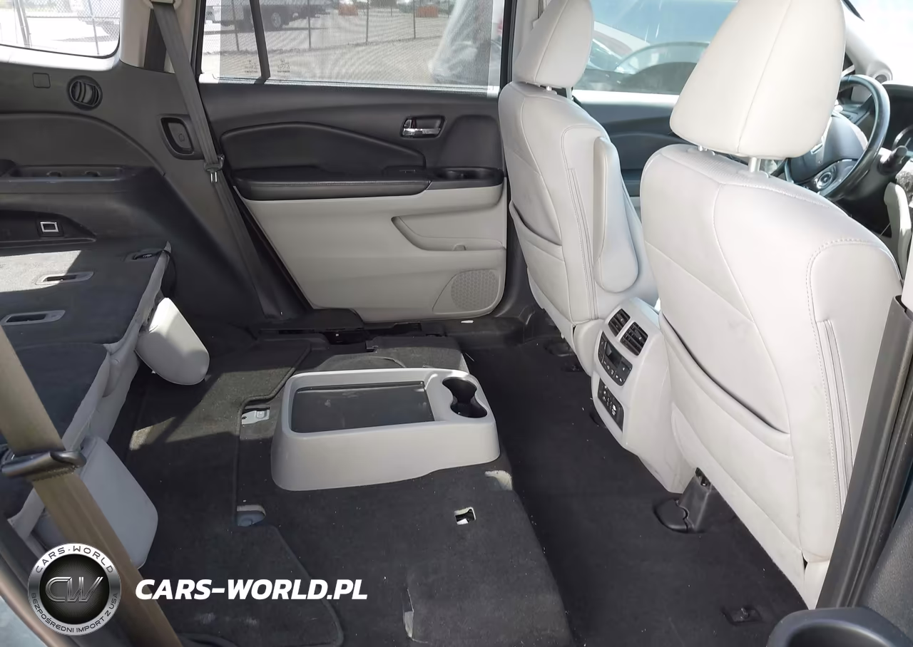 2016 Honda Pilot Elite VIN:5FNYF6H02GB040620 - 8