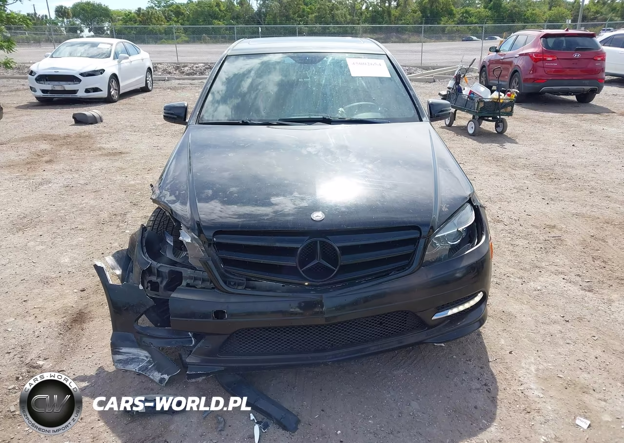 2011 Mercedes-Benz C 300 Sport 4Matic VIN:WDDGF8BB1BR171743 - 12