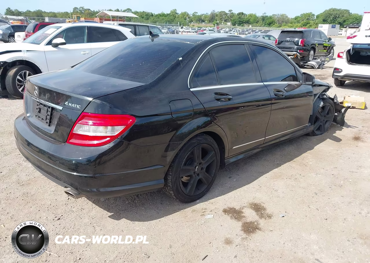 2011 Mercedes-Benz C 300 Sport 4Matic VIN:WDDGF8BB1BR171743 - 4