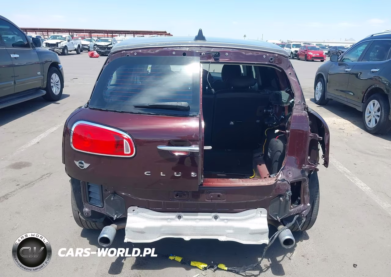 2018 Mini Cooper S Clubman VIN:WMWLN9C52J2E51107 - 17