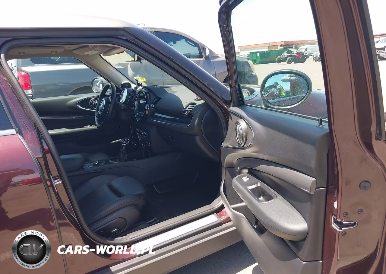 2018 Mini Cooper S Clubman VIN:WMWLN9C52J2E51107 - 5
