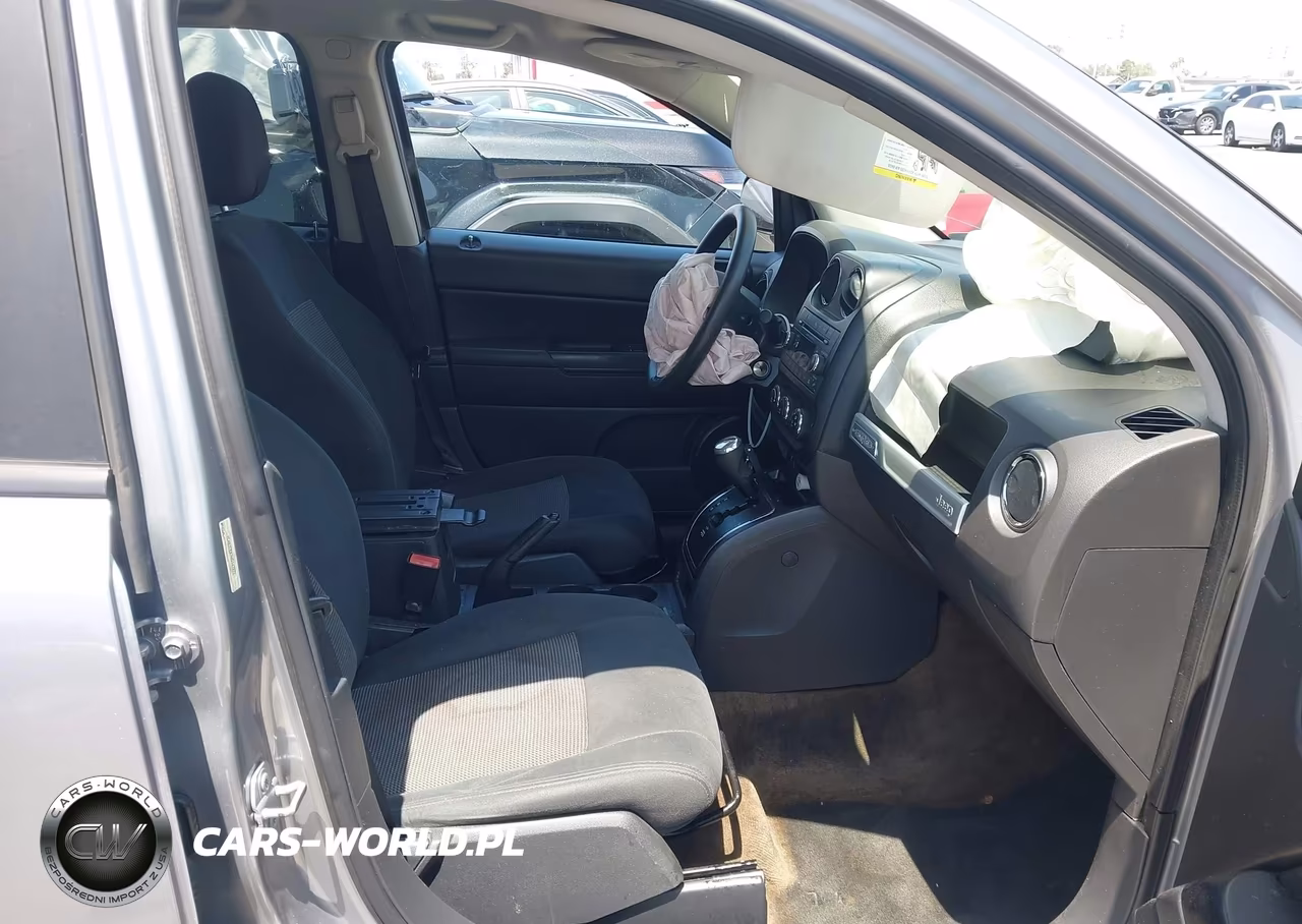 2017 Jeep Compass Sport Fwd VIN:1C4NJCBA7HD147978 - 5