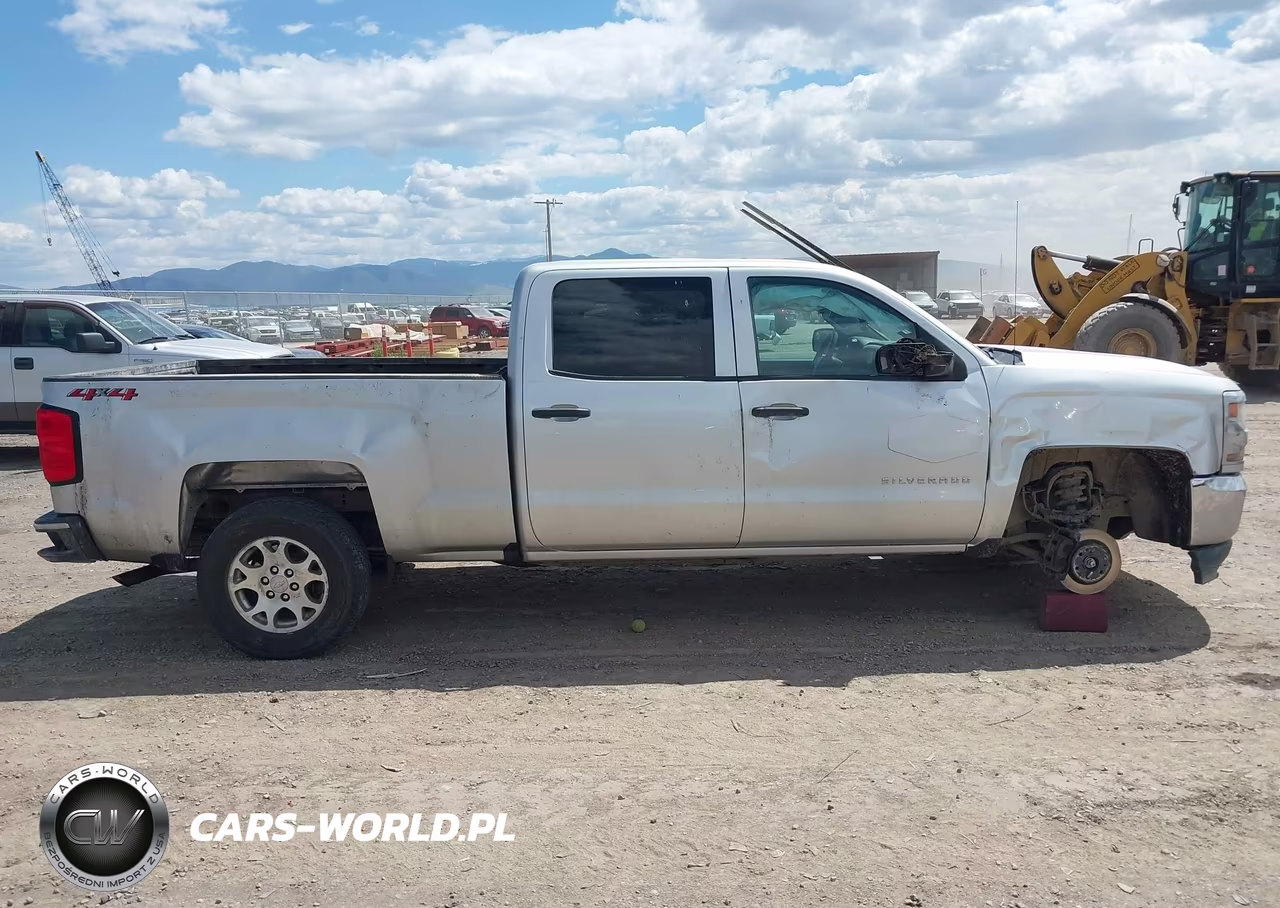2018 Chevrolet Silverado 1500 Wt VIN:1GCUKNEC9JF210395 - 13