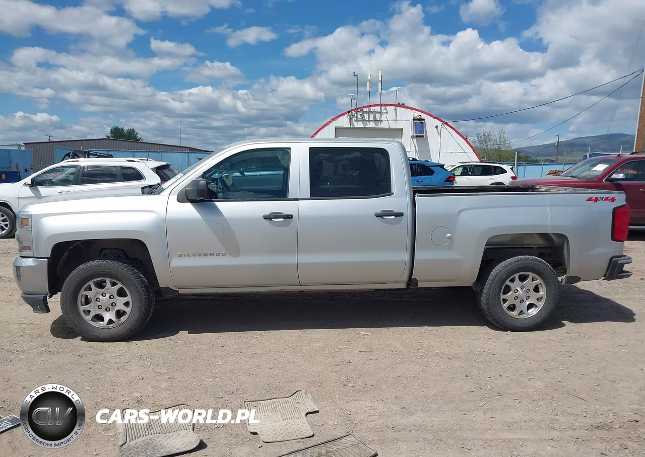 2018 Chevrolet Silverado 1500 Wt VIN:1GCUKNEC9JF210395 - 14