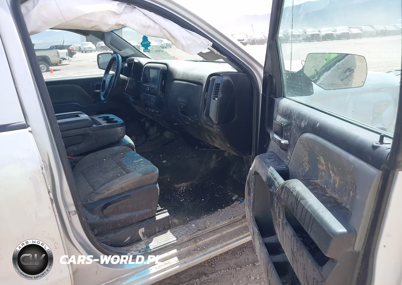 2018 Chevrolet Silverado 1500 Wt VIN:1GCUKNEC9JF210395 - 5