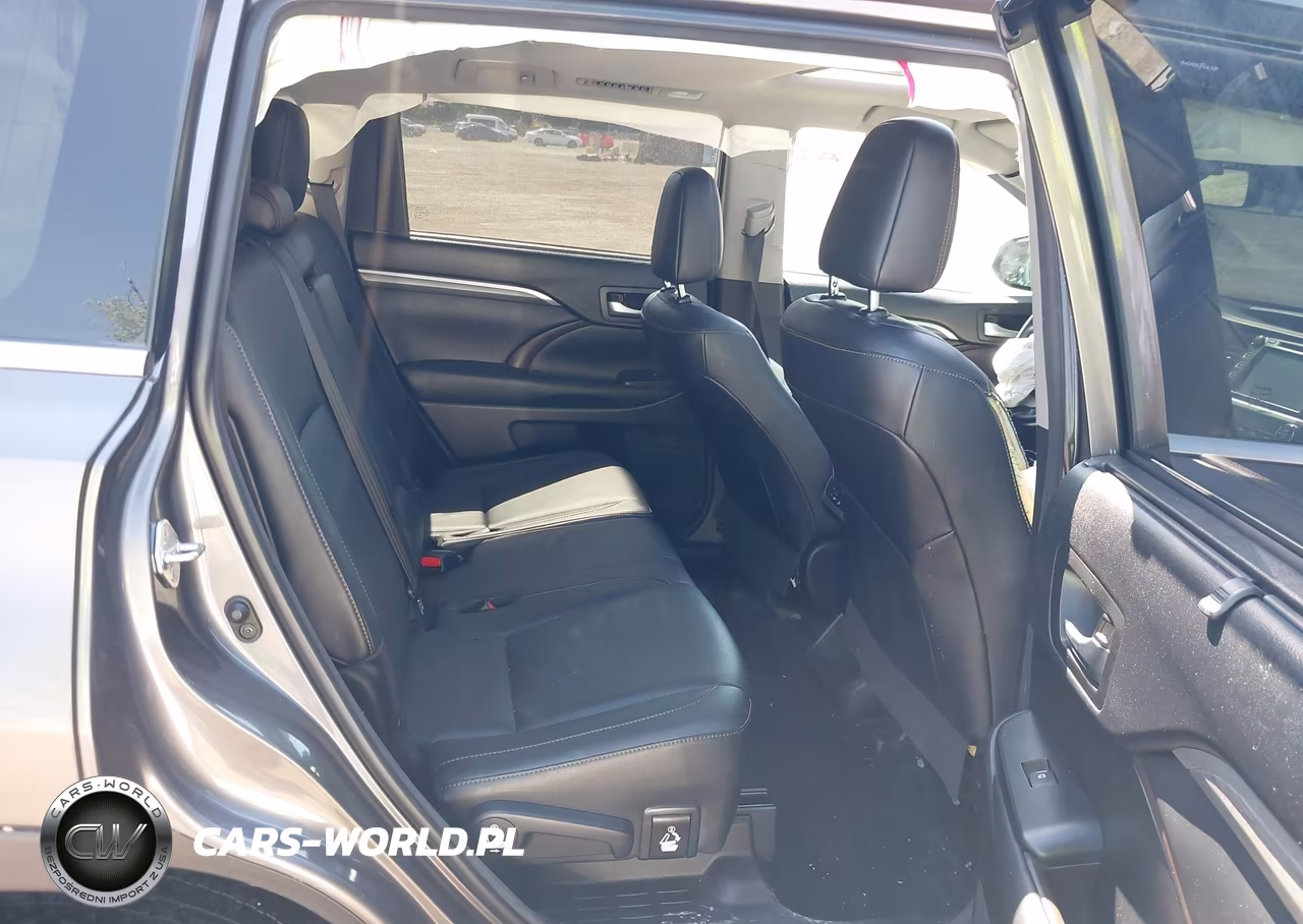 2018 Toyota Highlander Limited VIN:5TDDZRFH1JS877040 - 8