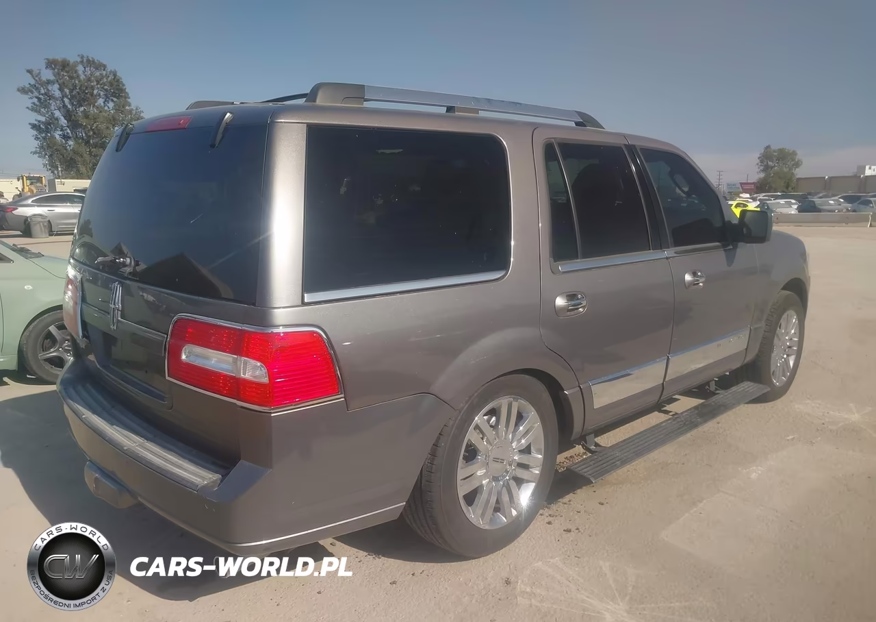 2010 Lincoln Navigator VIN:5LMJJ2H57AEJ02535 - 4