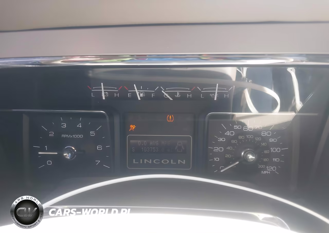 2010 Lincoln Navigator VIN:5LMJJ2H57AEJ02535 - 7