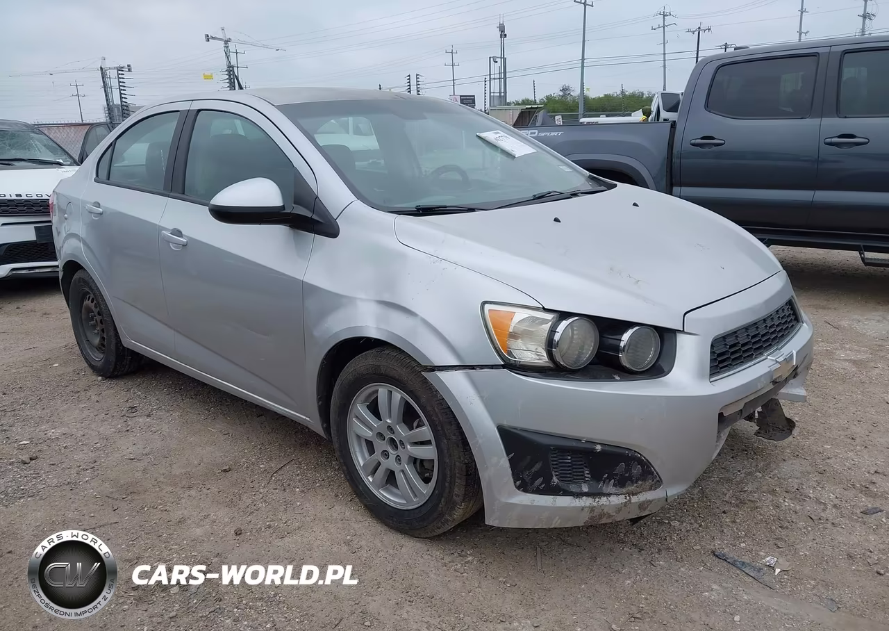 2013 Chevrolet Sonic Ls Auto