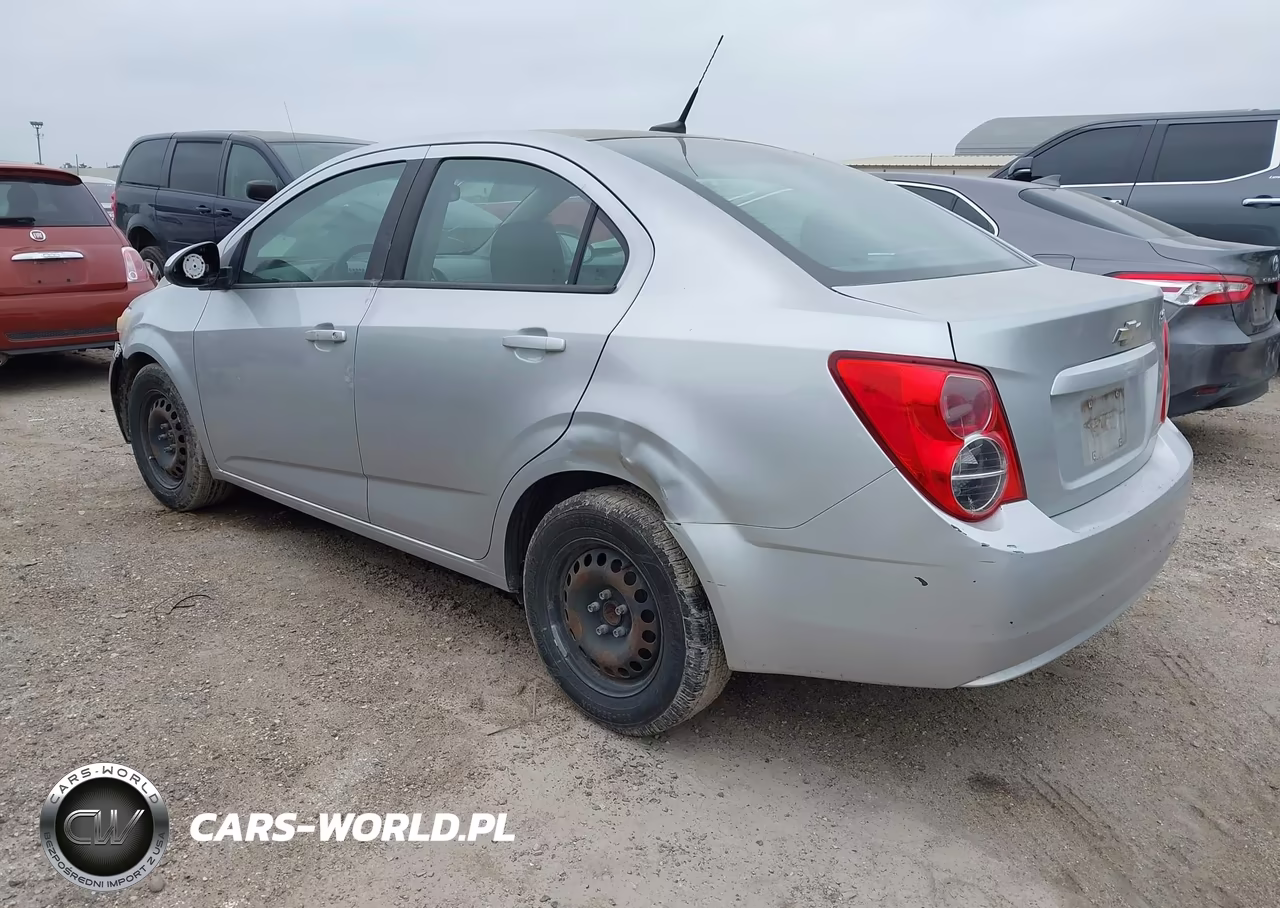 2013 Chevrolet Sonic Ls Auto VIN:1G1JA5SH5D4143471 - 3