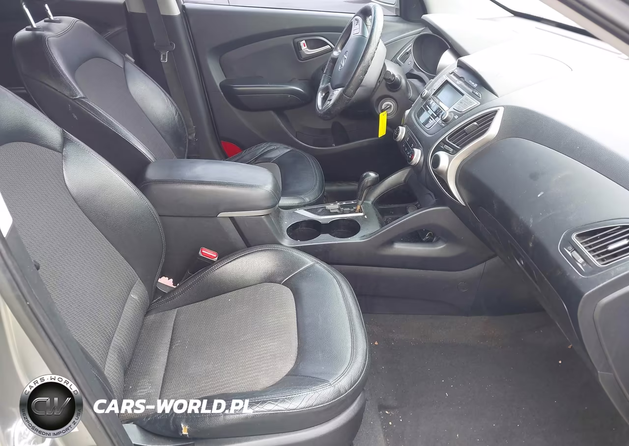 2011 Hyundai Tucson Gls VIN:KM8JU3AC6BU177159 - 5