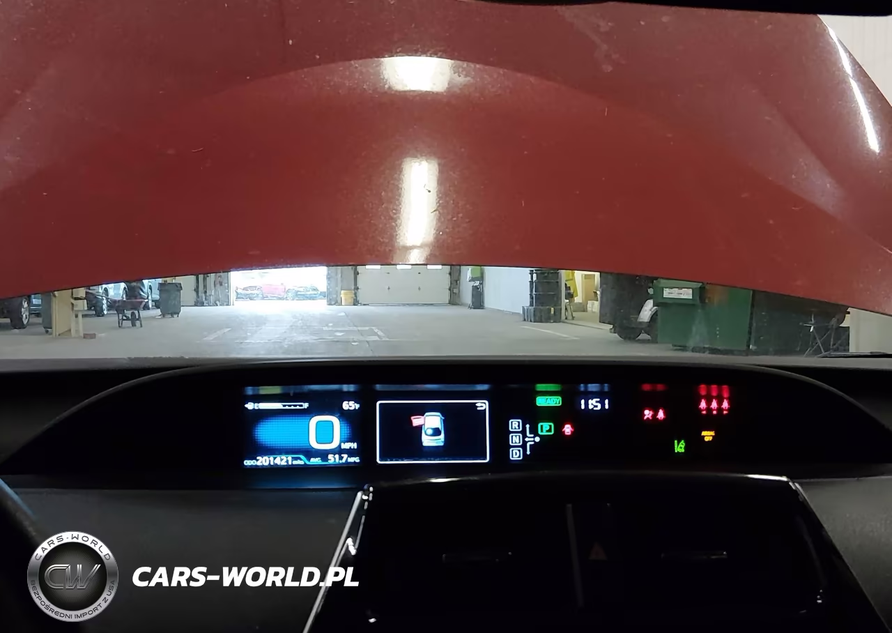 2018 Toyota Prius Two VIN:JTDKBRFU4J3583013 - 7