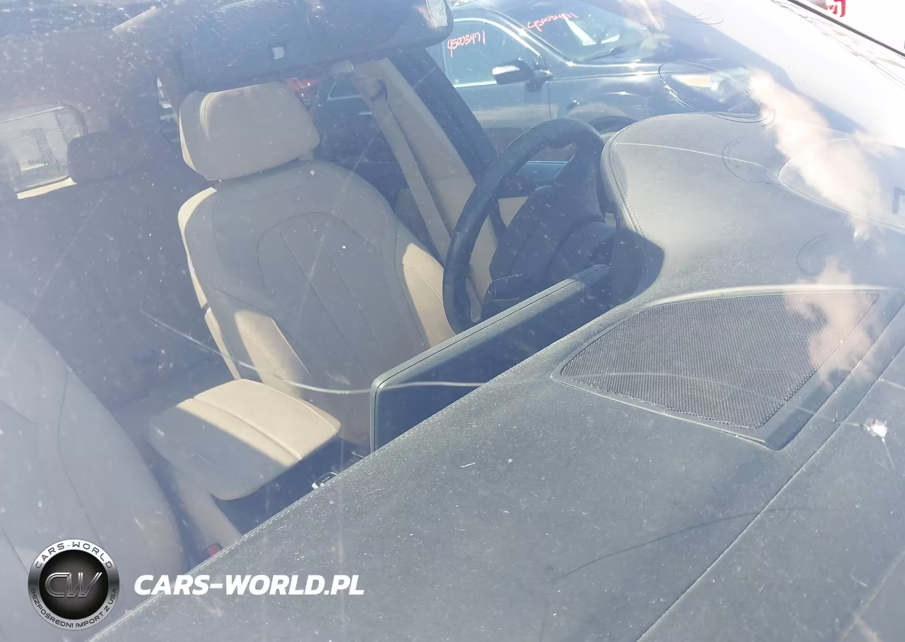 2015 BMW X5 xDrive50I VIN:5UXKR6C5XF0J78255 - 18