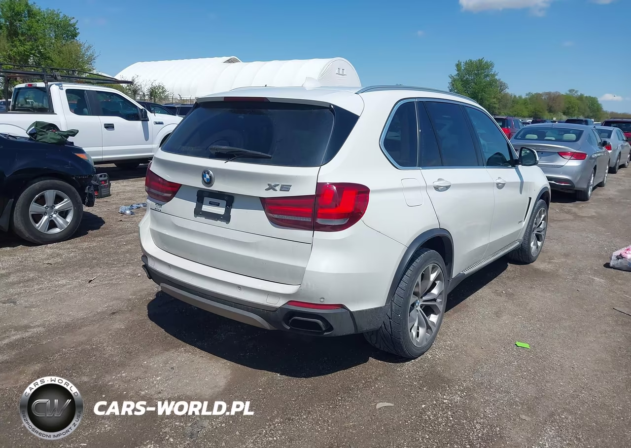 2015 BMW X5 xDrive50I VIN:5UXKR6C5XF0J78255 - 4