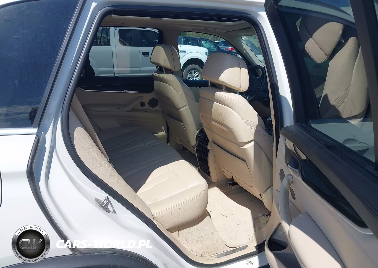 2015 BMW X5 xDrive50I VIN:5UXKR6C5XF0J78255 - 8