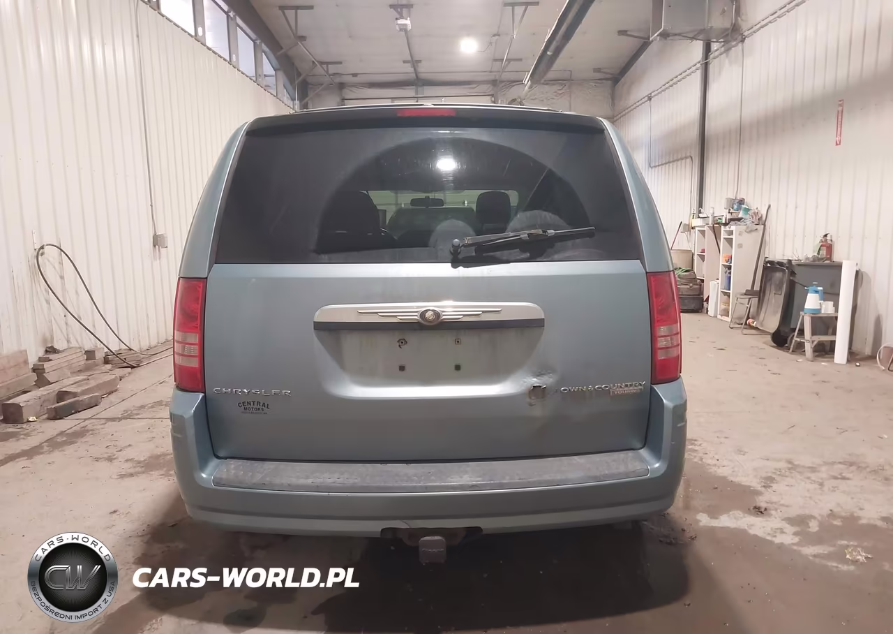 2010 Chrysler Town & Country Touring VIN:2A4RR5D18AR136374 - 16