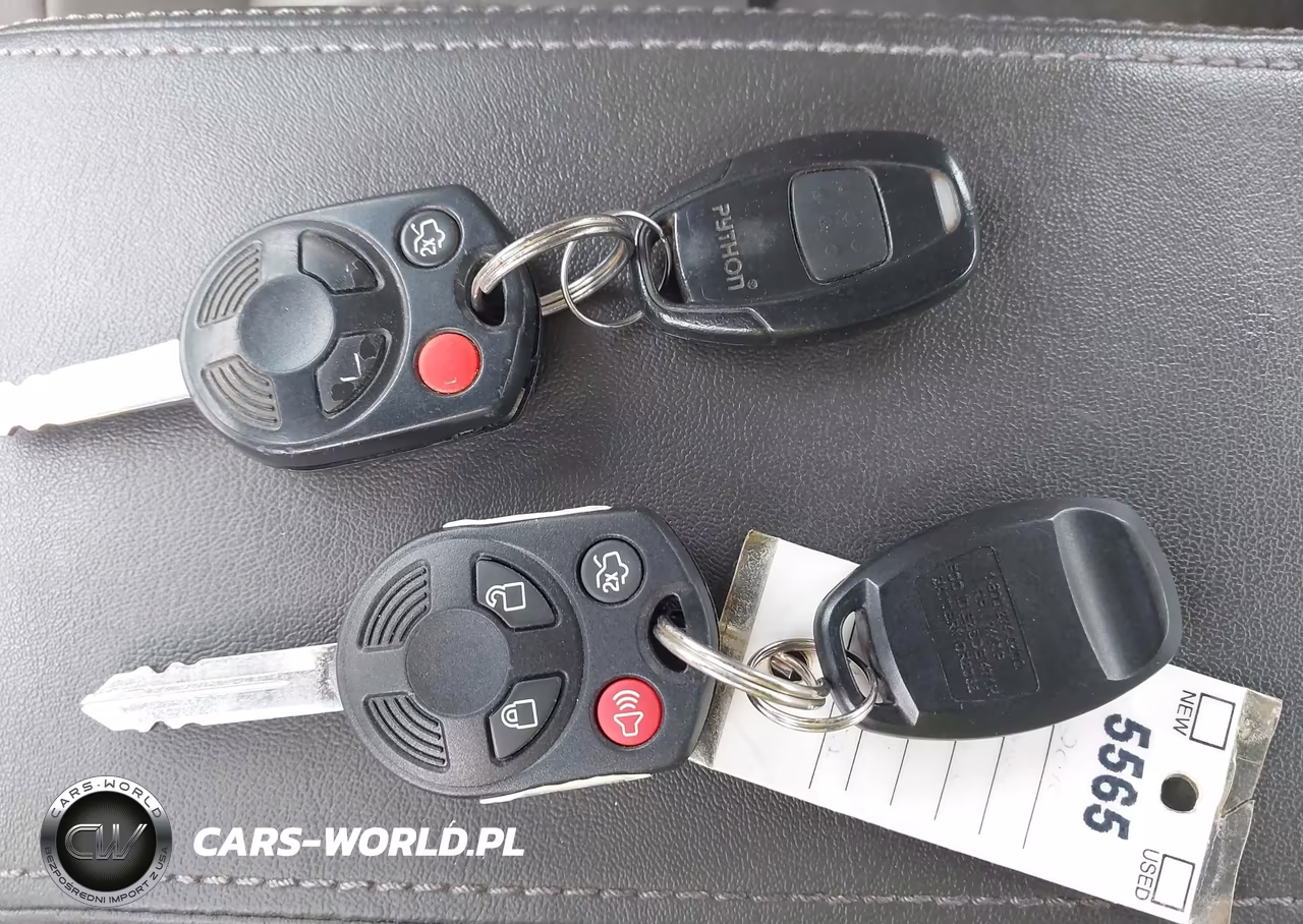 2010 Ford Fusion Hybrid VIN:3FADP0L32AR178552 - 11