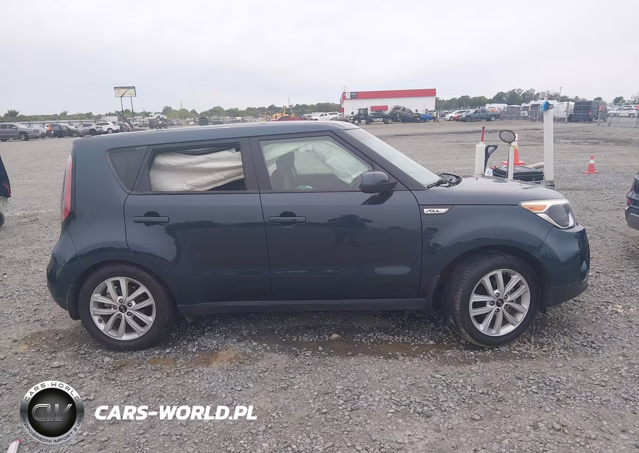 2018 Kia Soul + VIN:KNDJP3A59J7591143 - 14