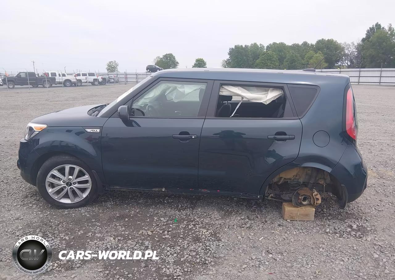 2018 Kia Soul + VIN:KNDJP3A59J7591143 - 15