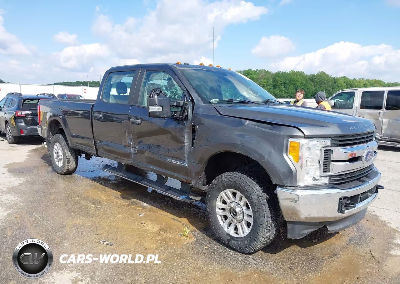 2017 Ford F-250 Xl – zdjęcie 1 z 16