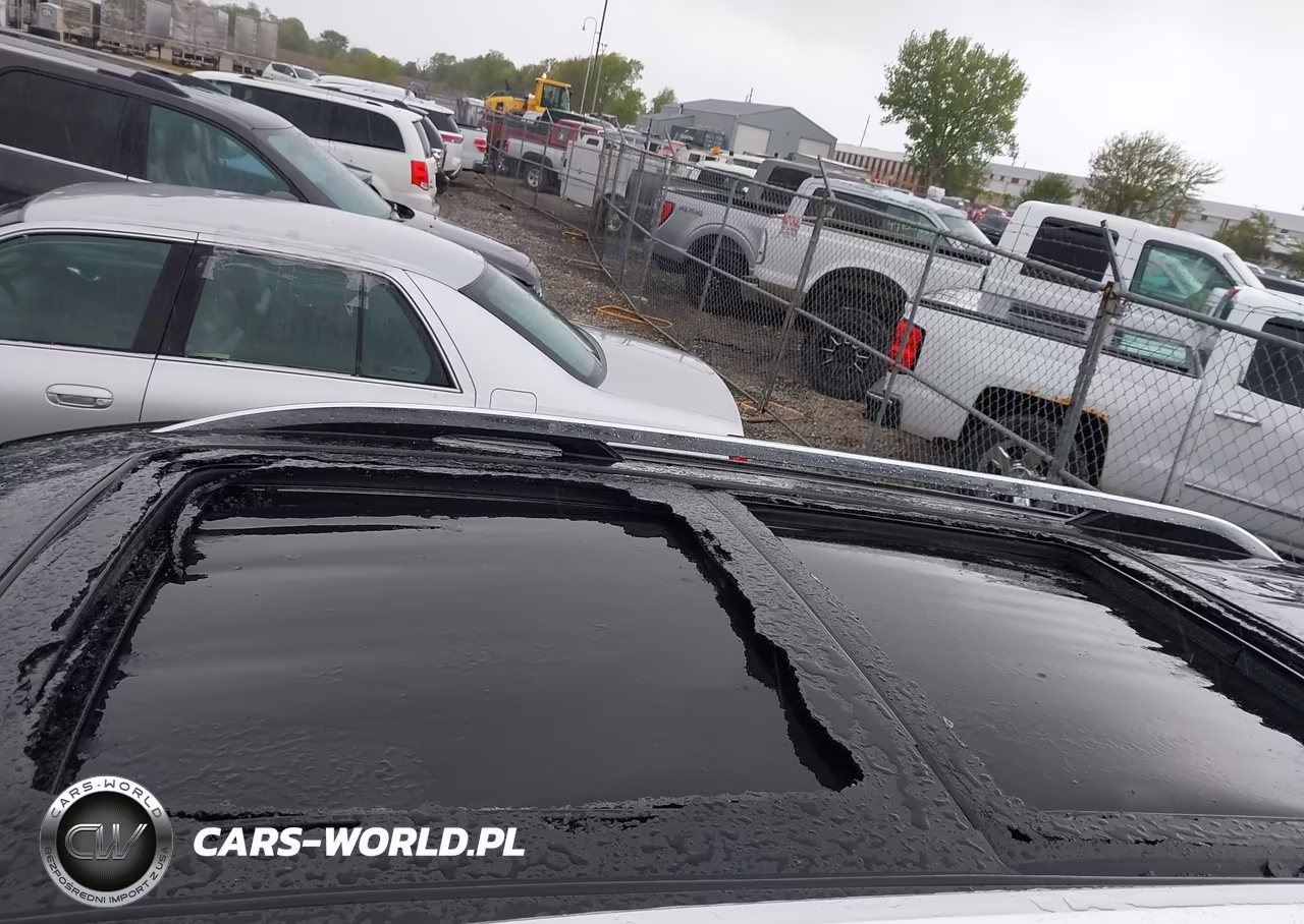 2018 GMC Terrain Denali VIN:3GKALXEX7JL141778 - 17