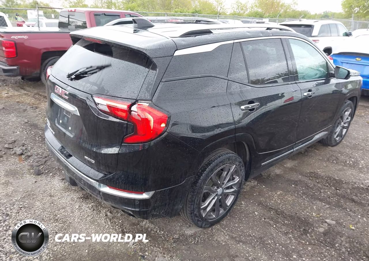 2018 GMC Terrain Denali VIN:3GKALXEX7JL141778 - 4