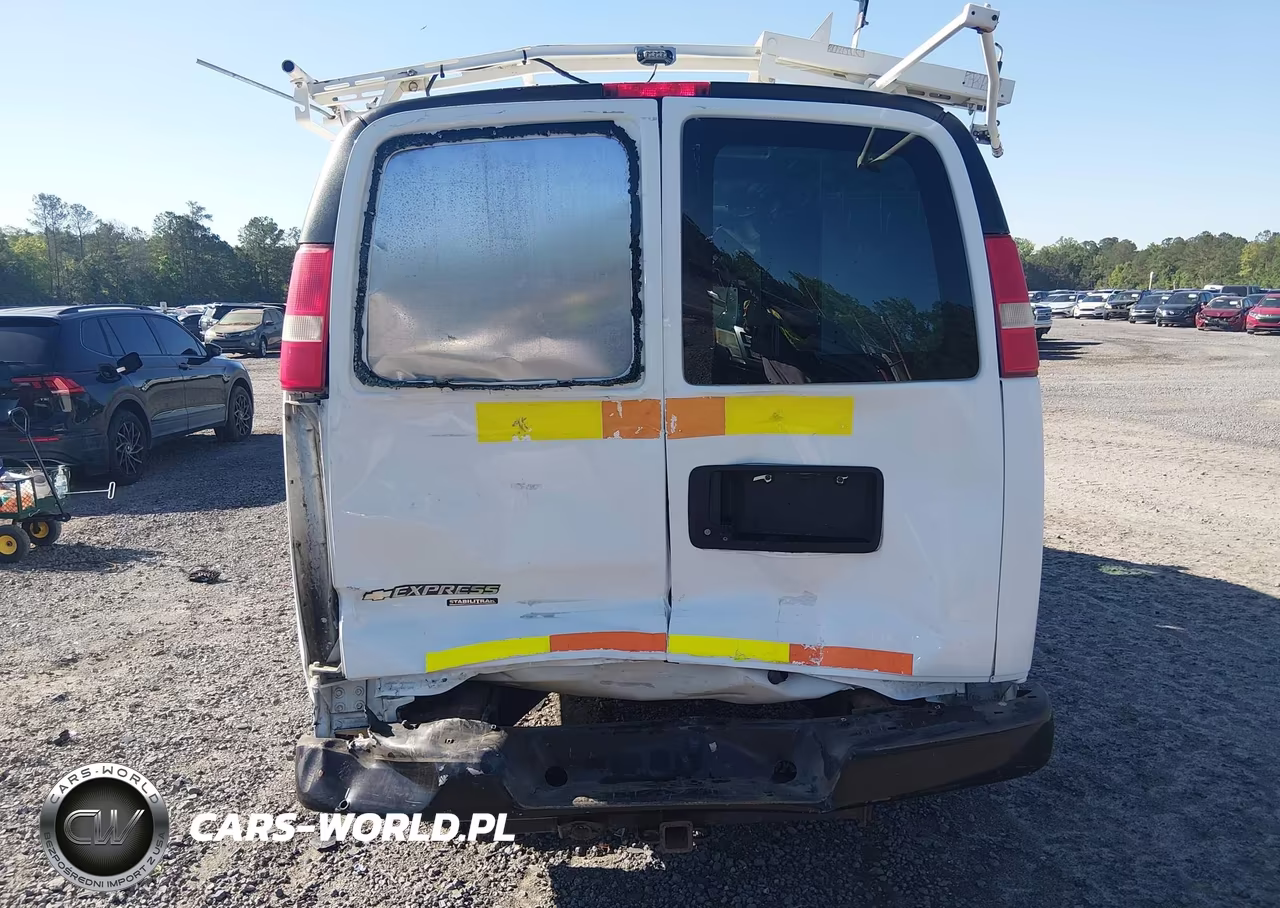 2013 Chevrolet Express 2500 Work Van VIN:1GCWGFCA7D1904120 - 16