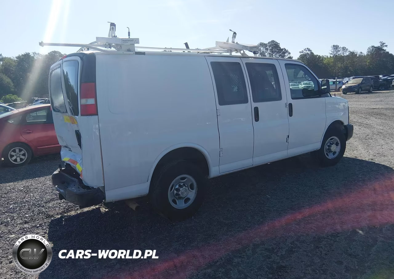 2013 Chevrolet Express 2500 Work Van VIN:1GCWGFCA7D1904120 - 4