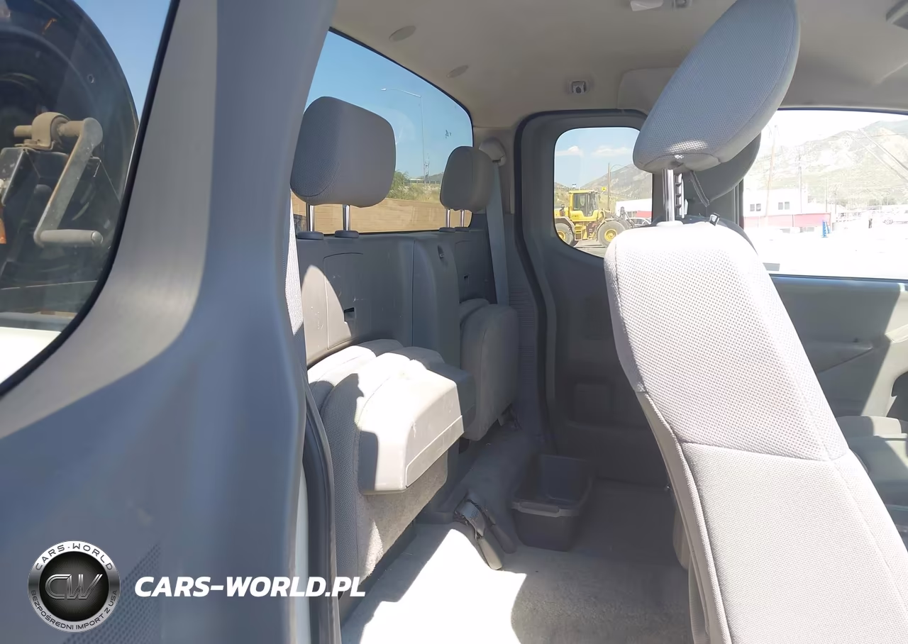 2018 Nissan Frontier S VIN:1N6BD0CT9JN739842 - 8