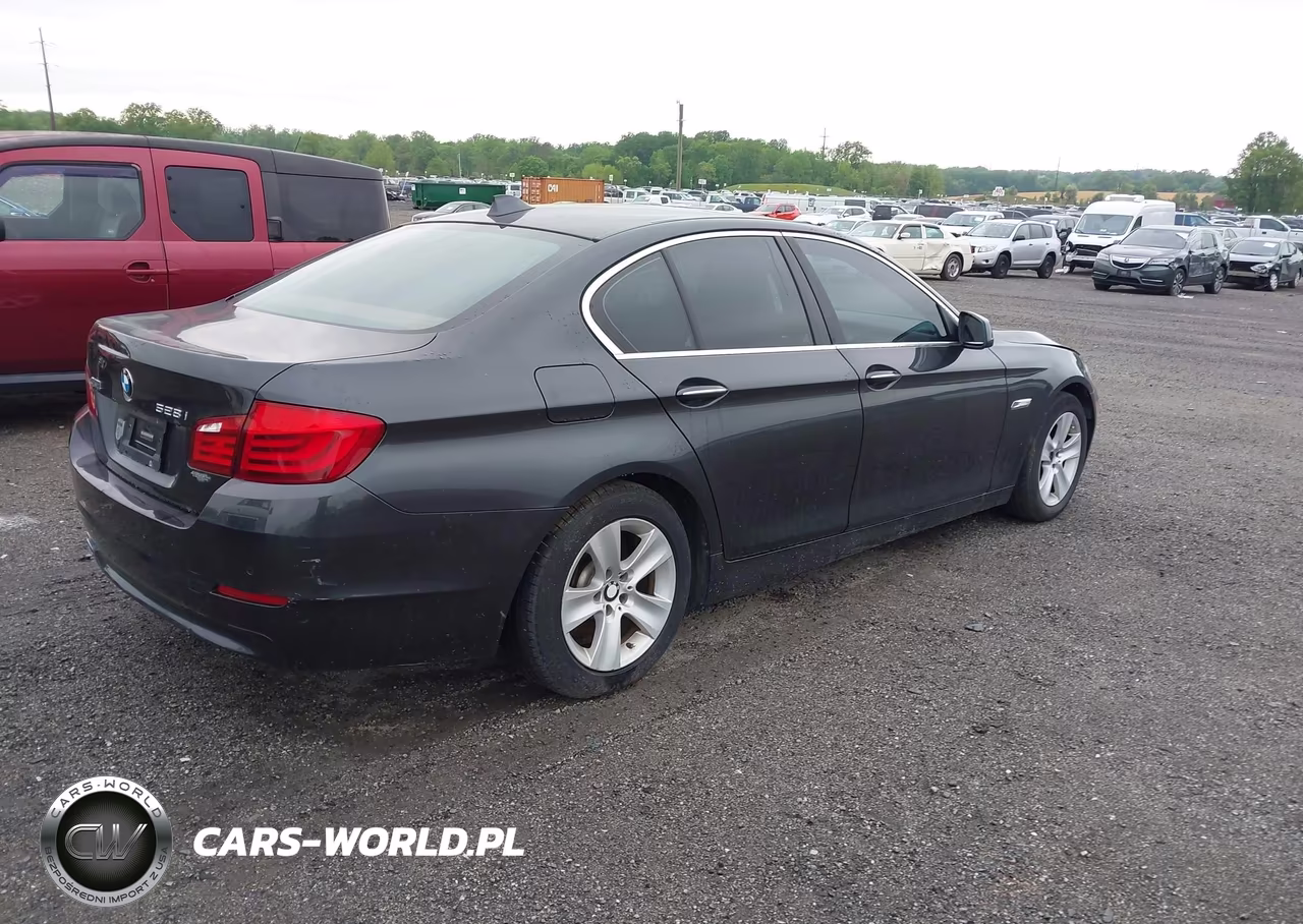 2011 BMW 528I VIN:WBAFR1C59BC746524 - 4