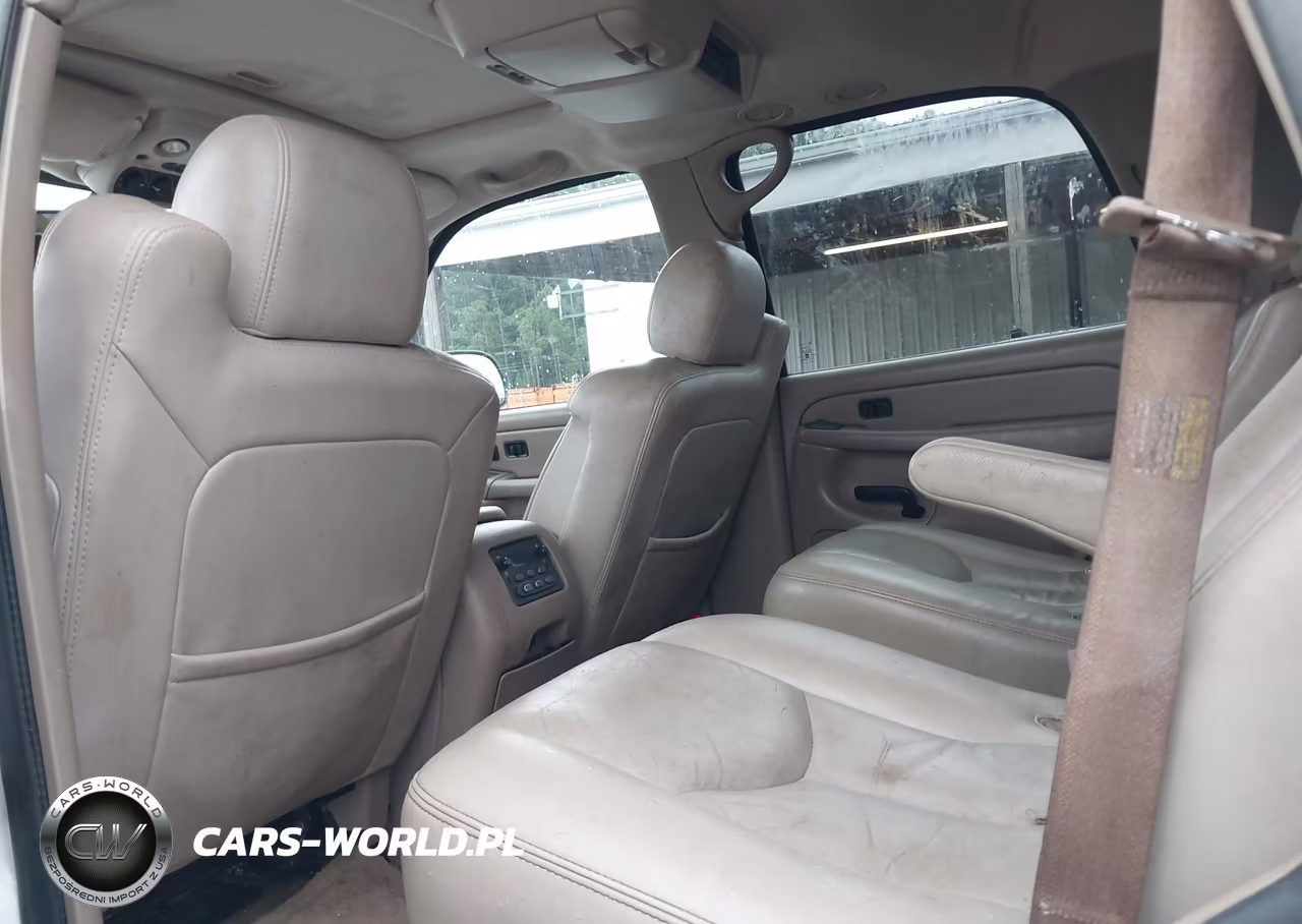 2005 Chevrolet Tahoe Lt VIN:1GNEC13T05R100246 - 8