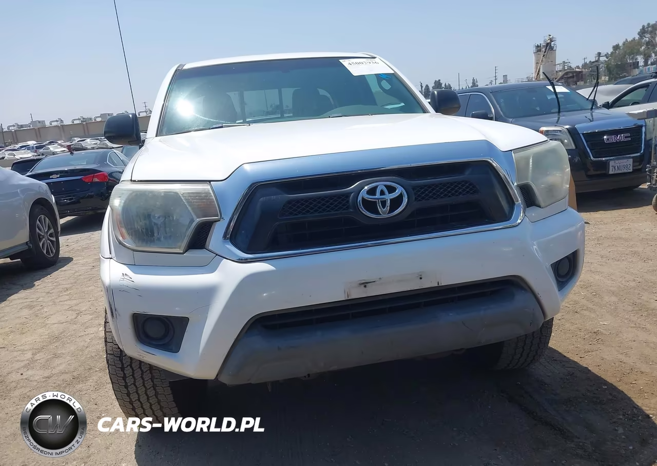 2015 Toyota Tacoma Prerunner VIN:5TFTX4GN3FX050652 - 13