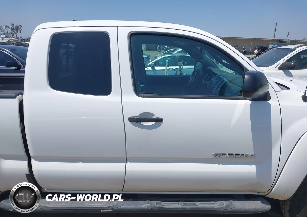 2015 Toyota Tacoma Prerunner VIN:5TFTX4GN3FX050652 - 14