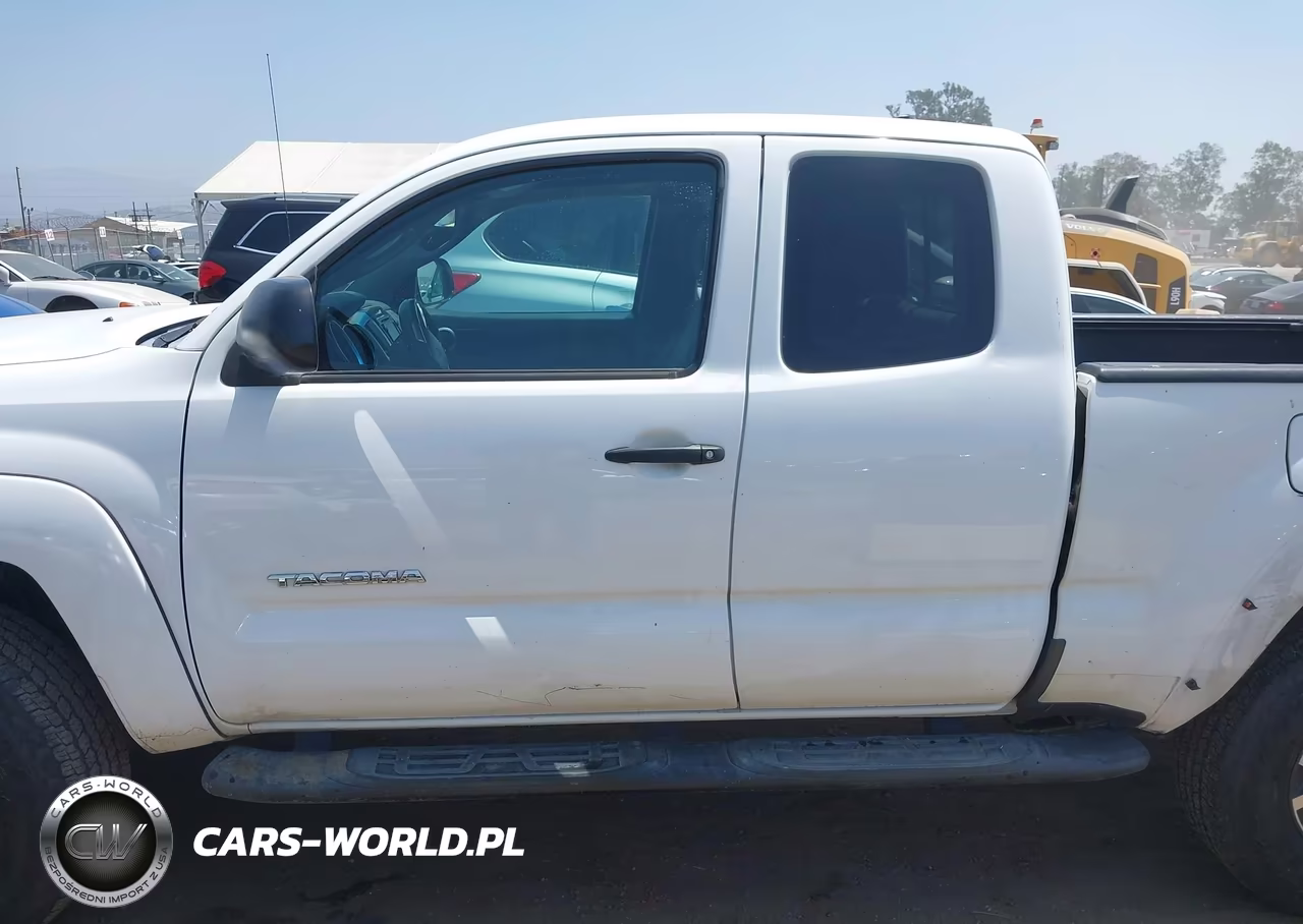 2015 Toyota Tacoma Prerunner VIN:5TFTX4GN3FX050652 - 15