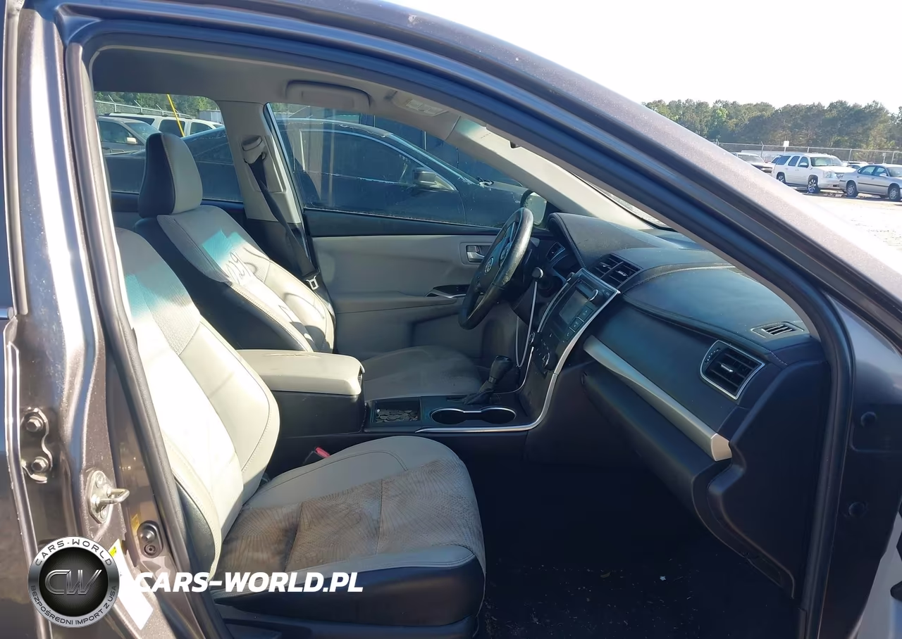 2017 Toyota Camry Se VIN:4T1BF1FK1HU633161 - 5