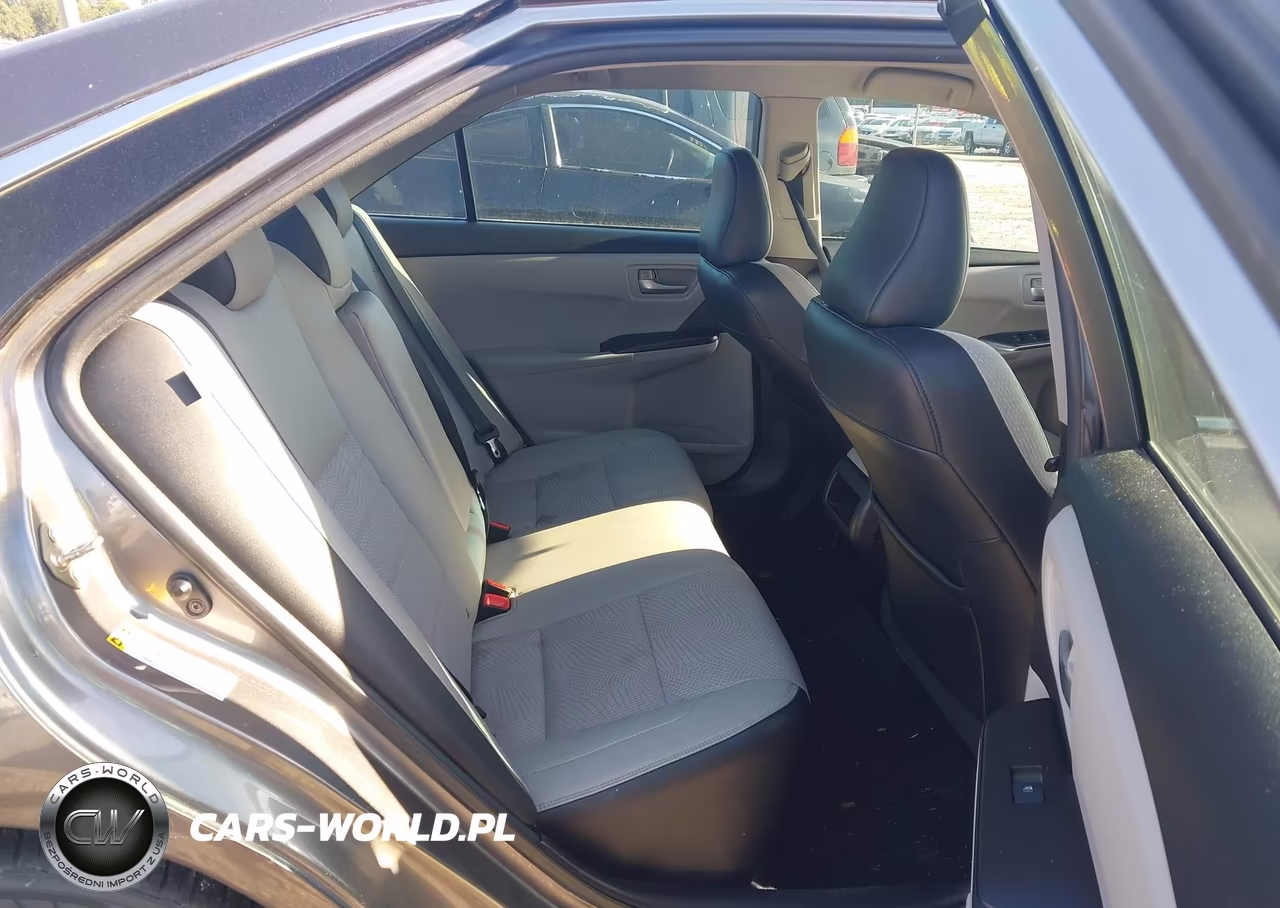 2017 Toyota Camry Se VIN:4T1BF1FK1HU633161 - 8