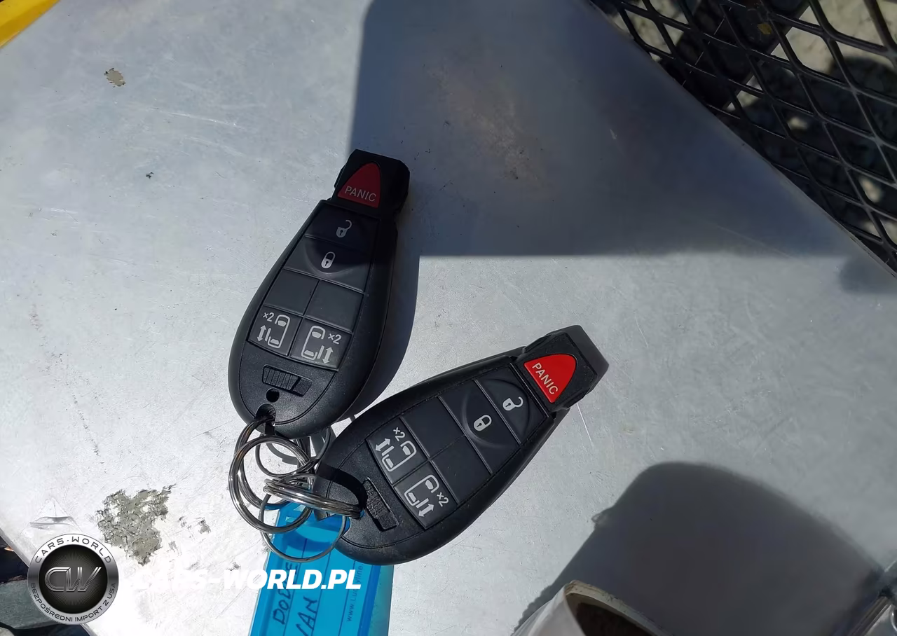 2010 Dodge Grand Caravan Sxt VIN:2D4RN5D17AR261337 - 11