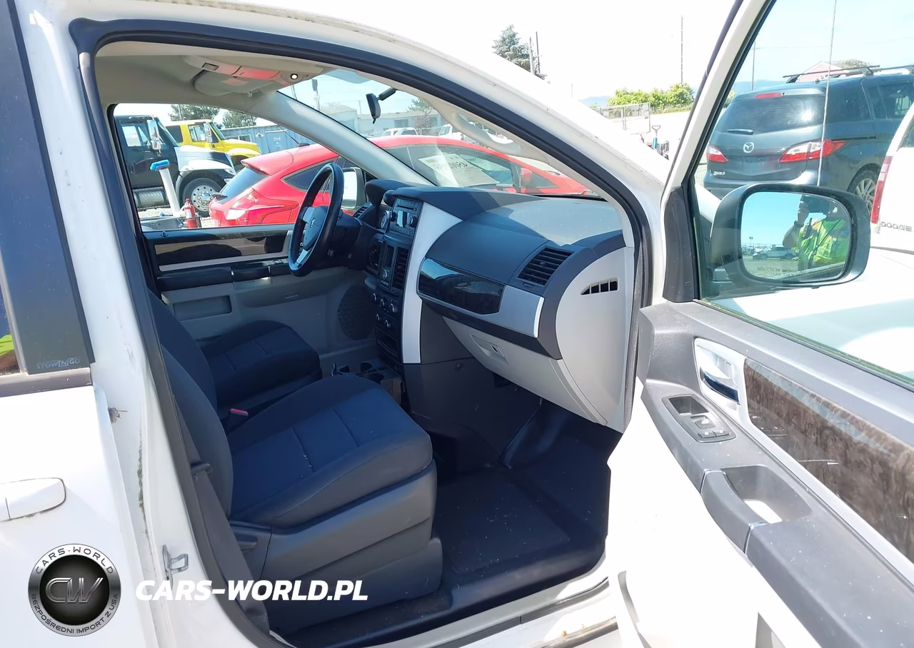 2010 Dodge Grand Caravan Sxt VIN:2D4RN5D17AR261337 - 5