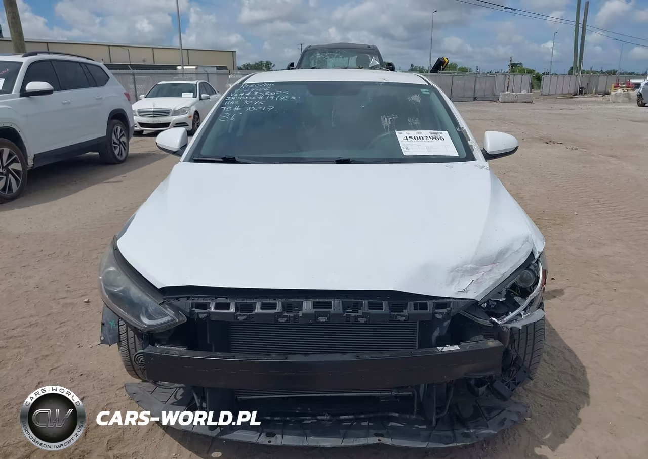 2018 Hyundai Elantra Sel VIN:5NPD84LF5JH303023 - 13