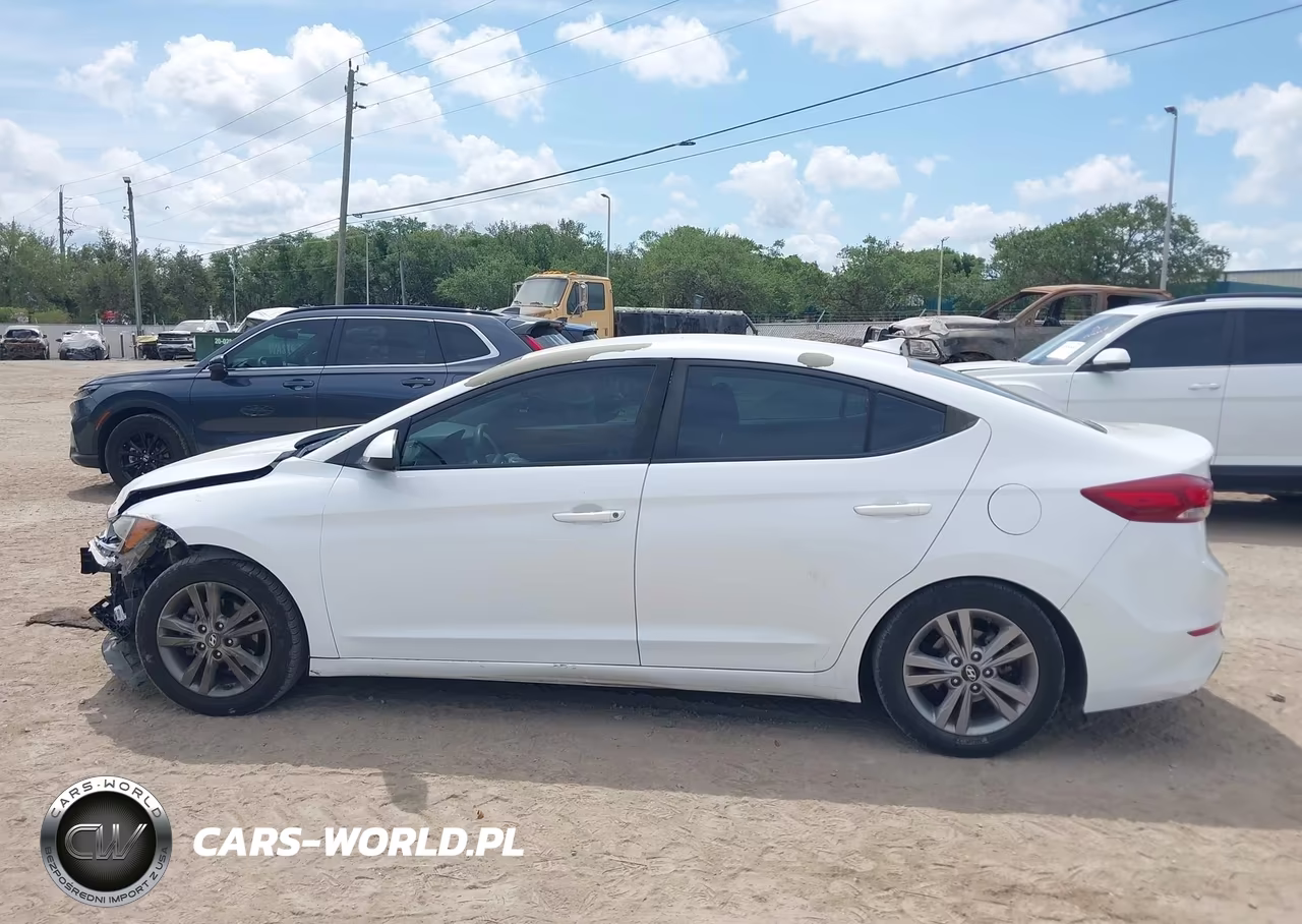 2018 Hyundai Elantra Sel VIN:5NPD84LF5JH303023 - 15